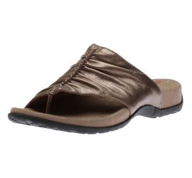Gift 2 Cocoa Metallic Leather Thong Sandal
