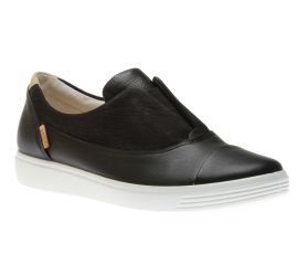 Soft 7 Black Leather Slip-On Sneaker